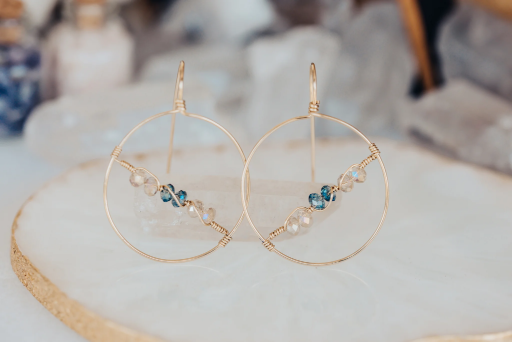 earrings that were worn on the young and the restless