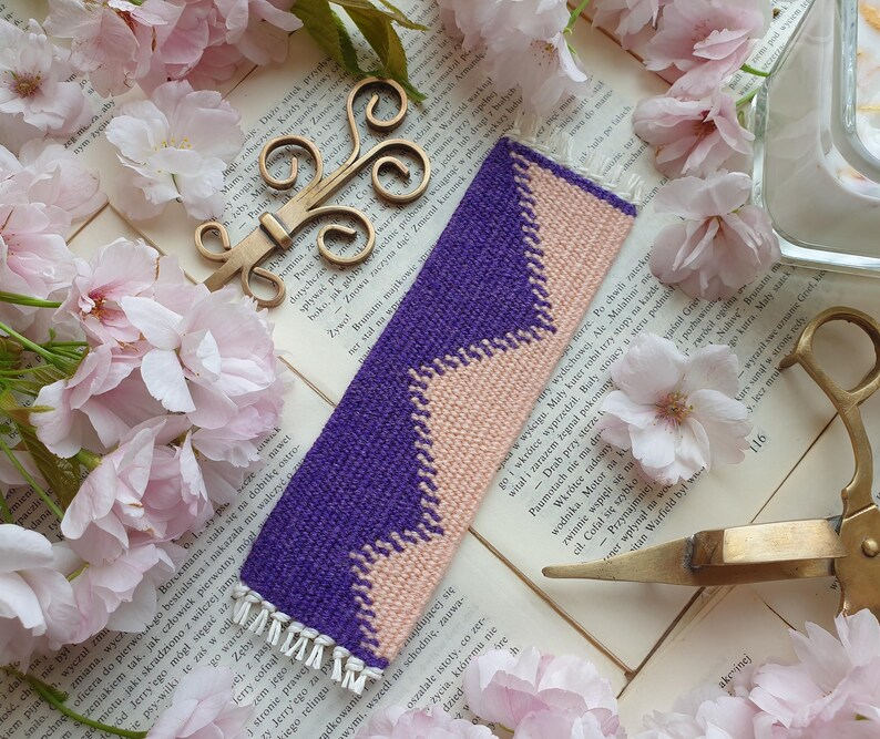 Hand-woven bookmark